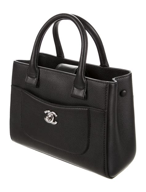 chanel neo executive tote bag|Chanel Bordeaux Neo Executive Shopping Tote Small Bag – .